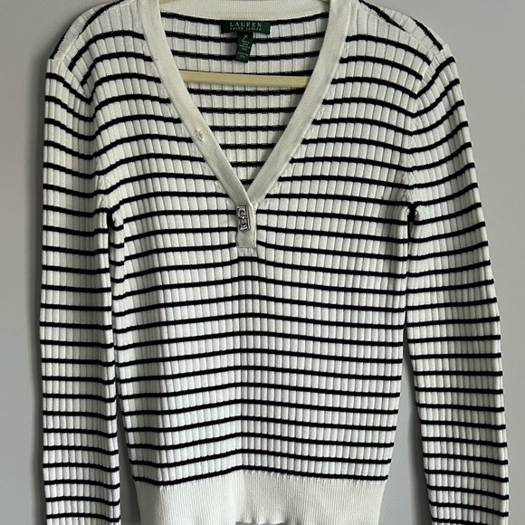 Ralph Lauren cardigan Size Medium ribbed striped V Neck stripes white and black - Picture 1 of 7